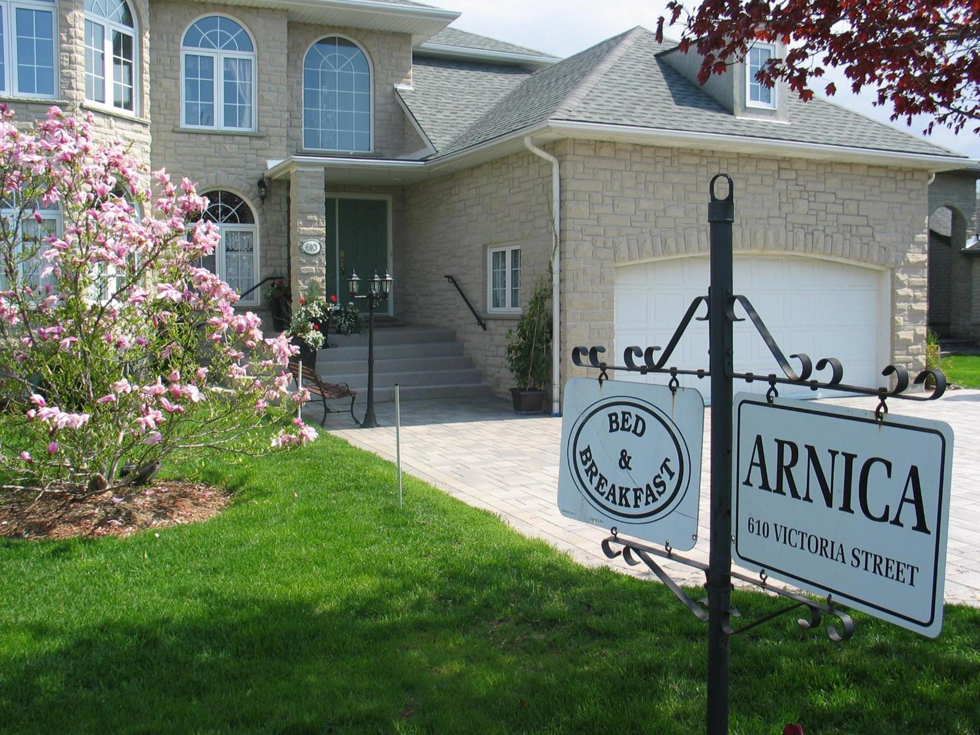 Bed and Breakfast Arnica Bed & Breakfast à Niagara-on-the-Lake Chambre photo