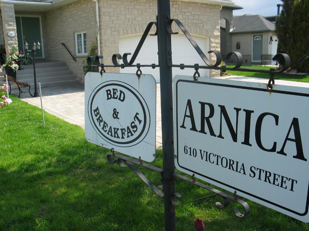 Bed and Breakfast Arnica Bed & Breakfast à Niagara-on-the-Lake Extérieur photo